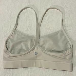 Lululemon Flow Y Nulu Bra Size 6